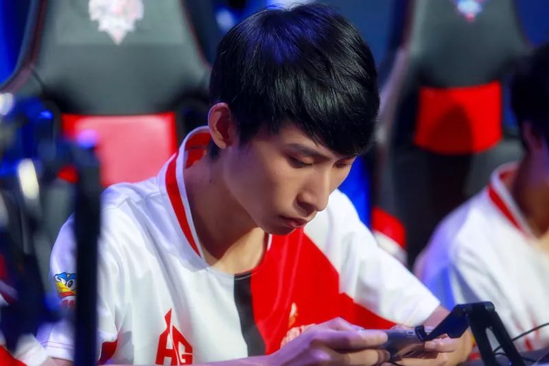 点出现在关 点出现在关