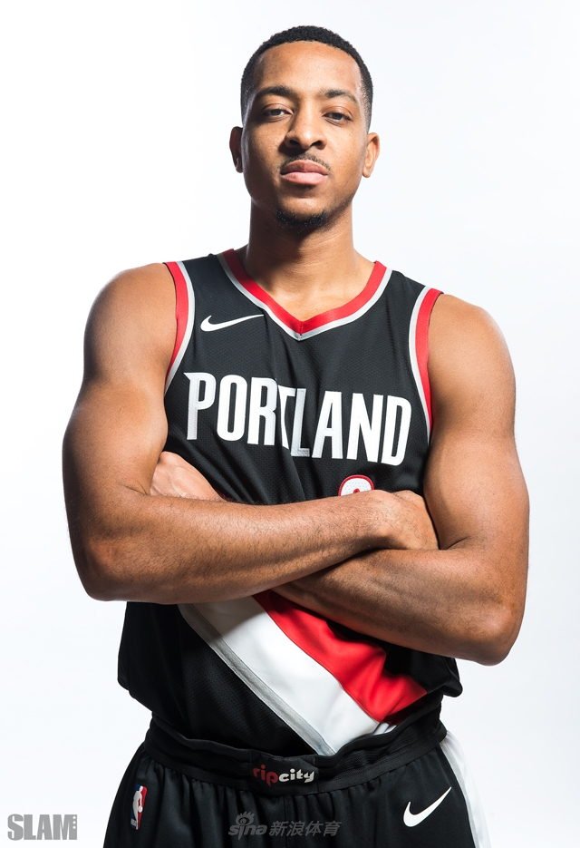 或成队内新 或成队内新